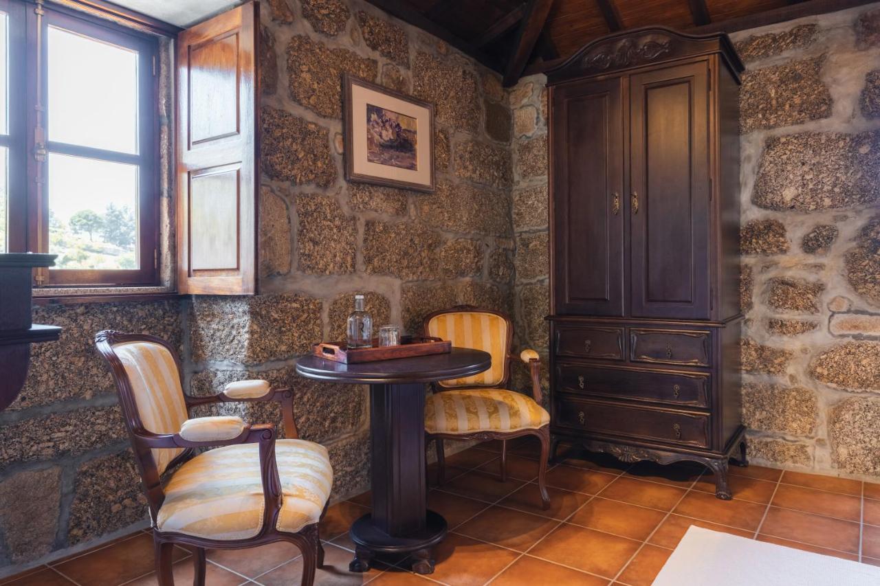 Quinta Do Outeiro Pensionat Resende Exteriör bild