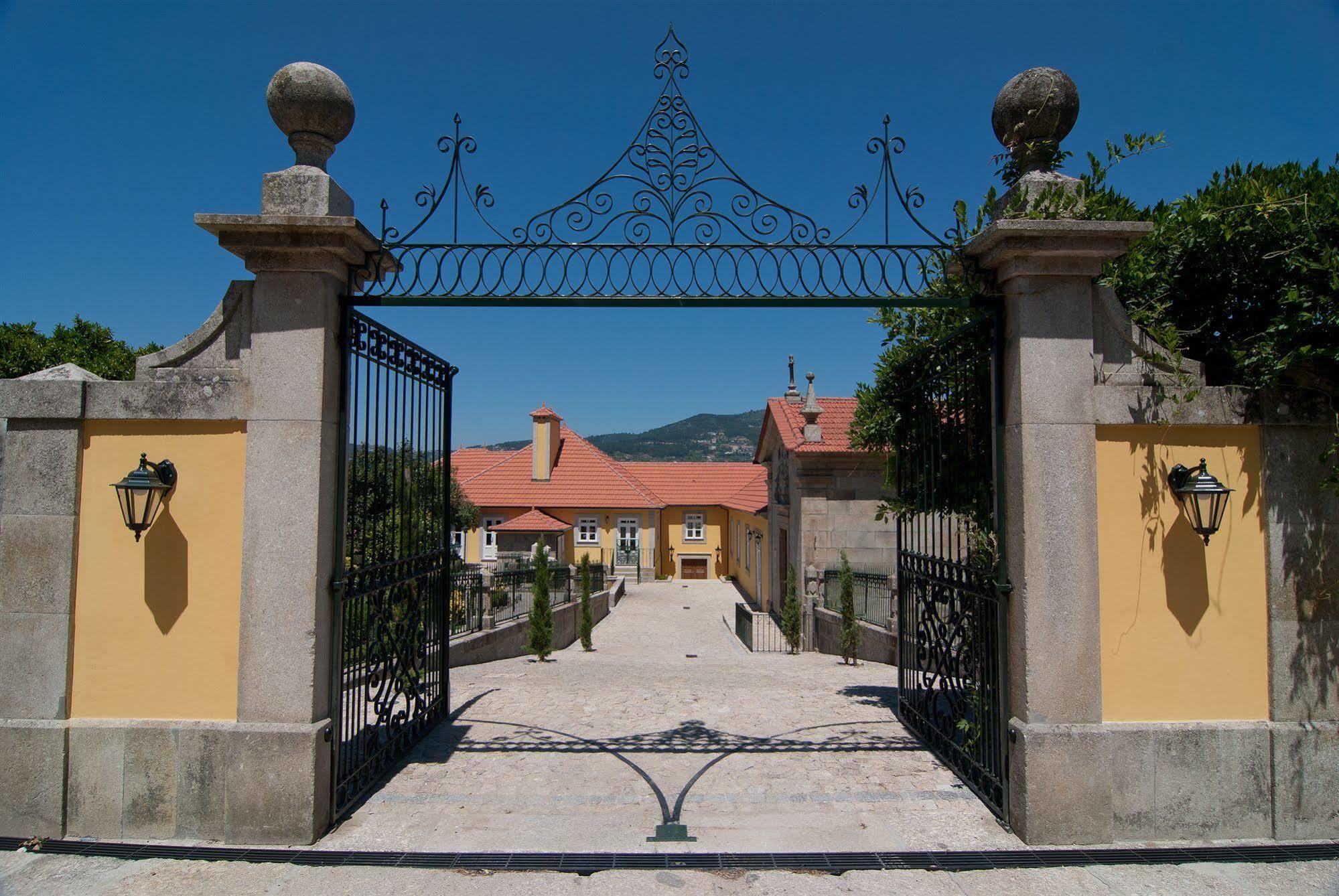 Quinta Do Outeiro Pensionat Resende Exteriör bild